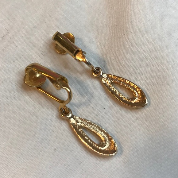 Small Gold Tint Teardrop Clip Earrings - Picture 4 of 5